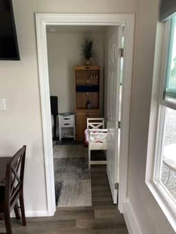 Cozy Casa | Mini Home for Travel Workers - Image 2