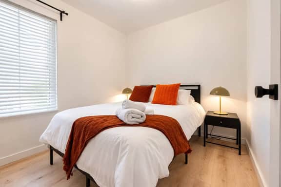 Cozy Casa | La Mesa Classic Craftsman - Image 2